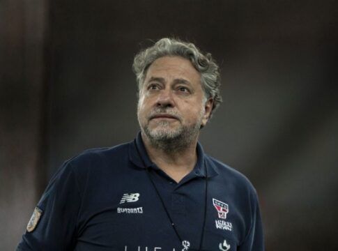 Pivô do escândalo do camarote vendeu áudios para a oposição, mas agora defende atual gestão