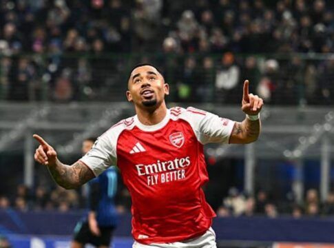 Gabriel Jesus é o atacante do Arsenal com mais participações em gols desde dezembro de 2025
