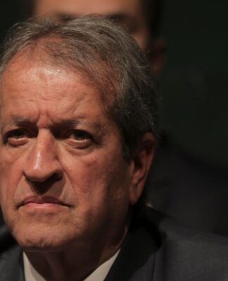 Bolsonaro pede que Valdemar Costa Neto o visite na prisão