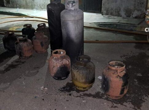 Incêndio de grandes proporções atinge residência no Sol Nascente, no Distrito Federal