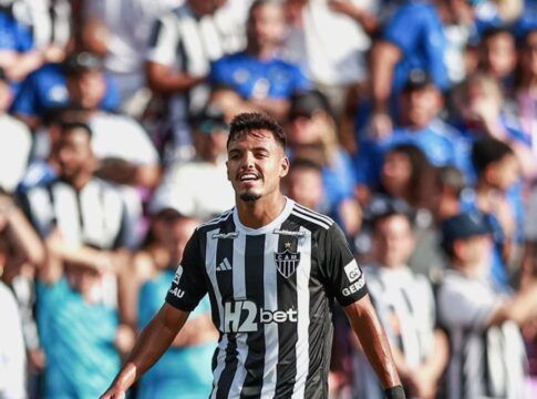 Santos encaminha contratação de Gabriel Menino por empréstimo
