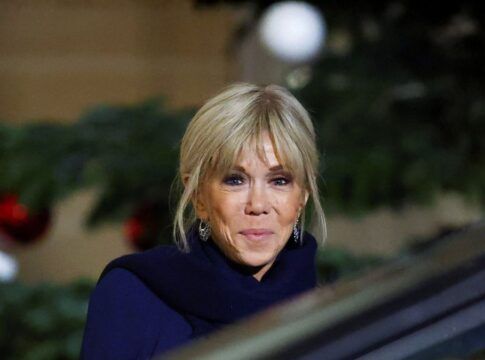 Dez pessoas são condenadas na França por assédio cibernético contra primeira-dama