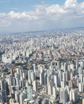 IPTU: como funciona a tributação para imóveis comerciais?