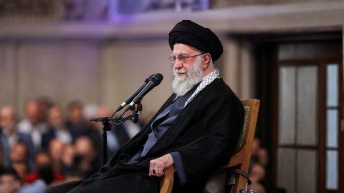 Líder supremo do Irã, Ali Khamenei, está morto, diz Israel