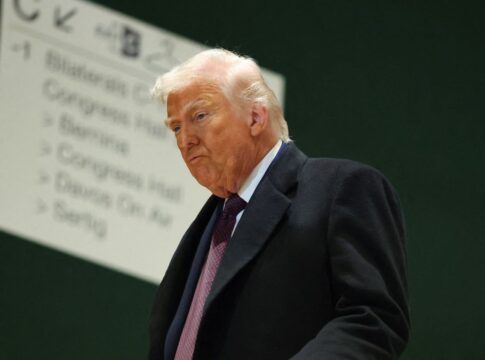 Após decisão da Suprema Corte, Trump anunciou novas tarifas globais.