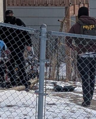 ICE detém menino de 5 anos e outras quatro crianças em Minnesota, nos EUA