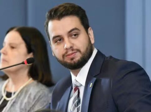 Após audiência de custódia, STF mantém prisão de Filipe Martins