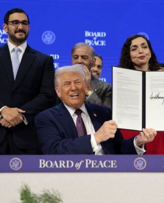 Quase metade dos 26 países do “Conselho da Paz” de Trump são autoritários