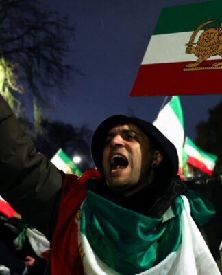 Protestos contra o regime dos Aiatolás do Irã