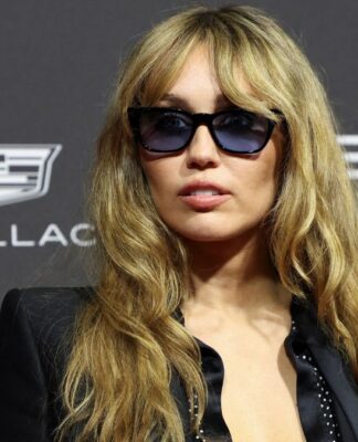 Miley Cyrus bate boca com paparazzi que gritou com ela: “Estou aqui há 20 anos”