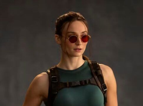 Prime Video divulga primeira imagem de Sophie Turner como Lara Croft