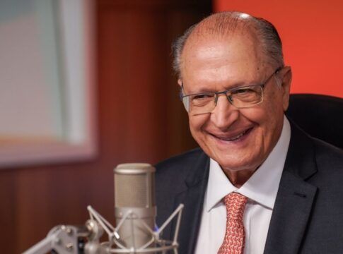 Acordo entre Mercosul e União Europeia deve entrar em vigor no 2º semestre, diz Alckmin
