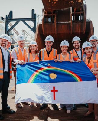 Raquel Lyra no porto de Suape