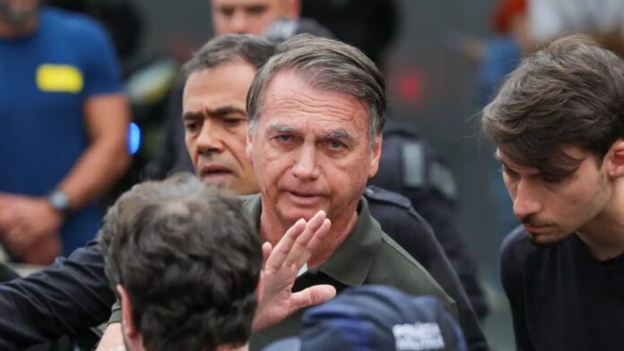 Defesa de Bolsonaro apresenta novo pedido de domiciliar ao STF