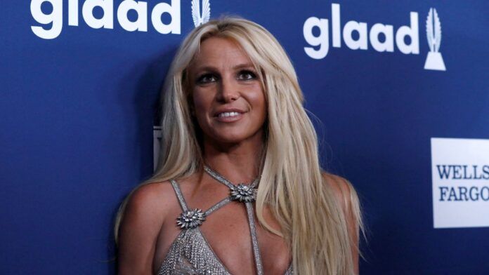 Britney Spears é detida por dirigir sob efeito de álcool na Califórnia