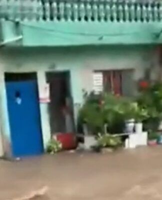 Enchente em rua de São Paulo