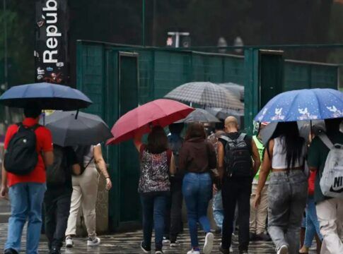 Ciclone extratropical e frente fria provocam chuvas intensas no Brasil na virada do mês