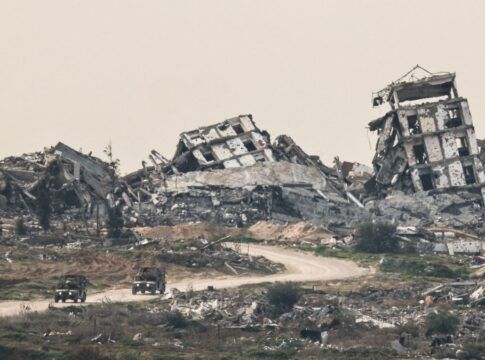 Ataque israelense em Gaza deixa mortos, incluindo jornalistas