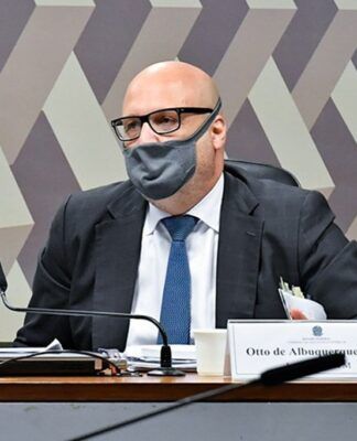 Otto Eduardo Fonseca de Albuquerque Lobo durante sabatina na Comissão de Assuntos Econômicos (CAE) do Senado