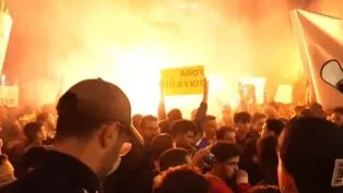 Manifestação do MBL em frente ao Banco Master