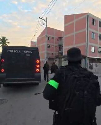 Operação policial em Manguinhos afeta circulação de trens da Supervia, no Rio