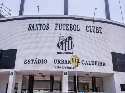 Fachada da Vila Belmiro, estádio do Santos FC