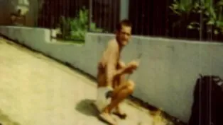 Foto arquivada pelo STM mostra homem de cócoras que teria sido confundido com ET