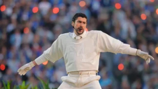 Cantor Bad Bunny faz show no intervalo do Super Bowl 60, em Santa Clara, Califórnia, EUA