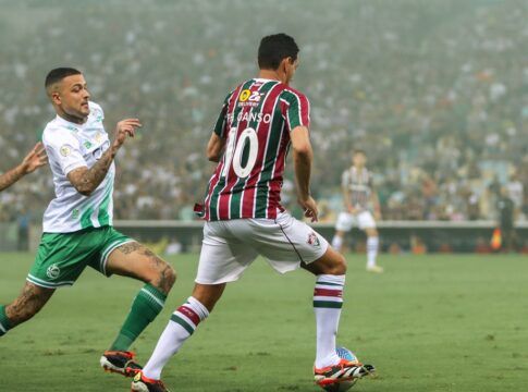 Ganso durante jogo contra o Juventude no Maracanã