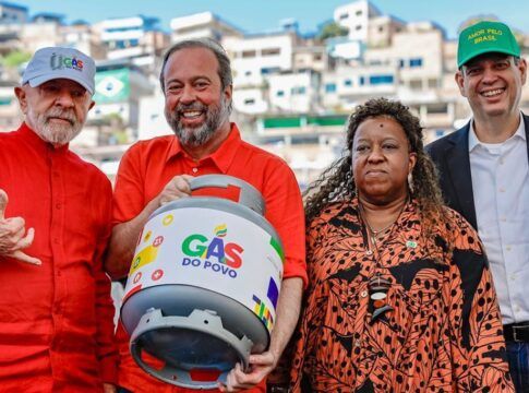 Presidente da República, Luiz Inácio Lula da Silva, durante cerimônia de anúncio do Programa “Gás do Povo”. Campo do Najá, Aglomerado da Serra – Belo Horizonte (MG)