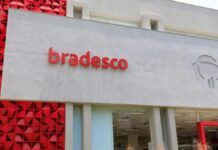 Fachada de uma agência do banco Bradesco