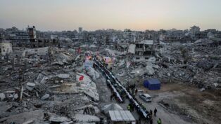 Cenas de destruição em casas e prédios em Gaza