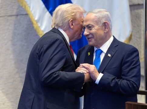 Donald Trump e Benjamin Netanyahu se encontram para discutir Conselho de Paz