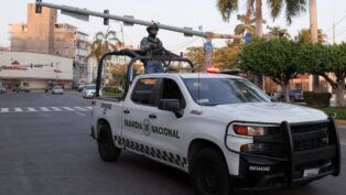 Forças de segurança mexicanas monitoram as principais ruas da capital