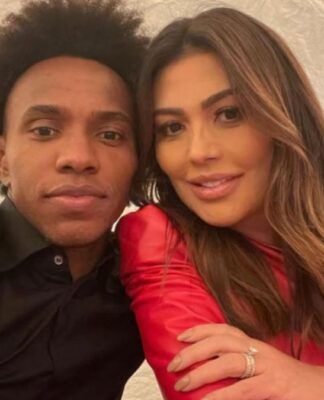 Esposa de jogador do Grêmio processa ex-empregada por dívida de R$ 4 mil