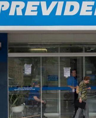 INSS retoma atendimento presencial em agências do país