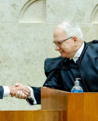 Lula defende atuação do STF na abertura do ano judiciário em Brasília