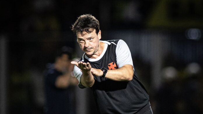 “Burro”: Torcida do Vasco vaia Fernando Diniz após empate sem gols contra o Madureira