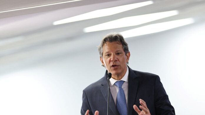Haddad diz ter indicado a Lula nomes de Tiago Cavalcanti e Guilherme Mello para diretorias do BC