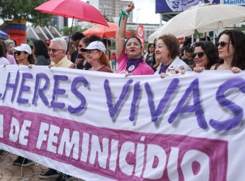 Três Poderes lançam pacto para enfrentamento ao feminicídio no Brasil