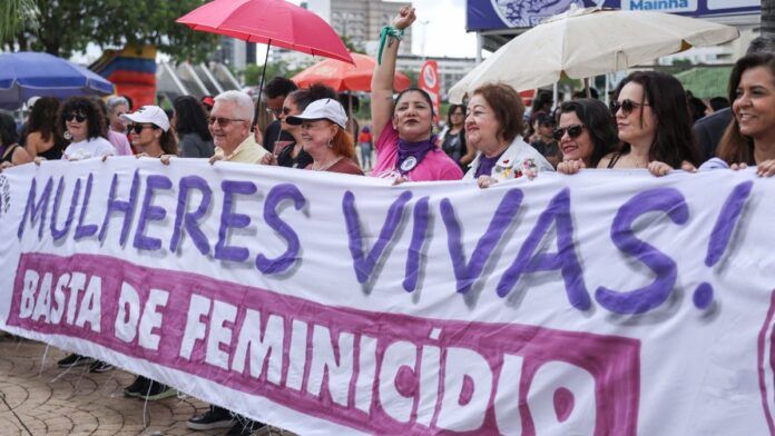 Três Poderes lançam pacto para enfrentamento ao feminicídio no Brasil