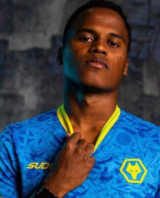 Wolverhampton libera e Palmeiras alinha contrato para anunciar Arias