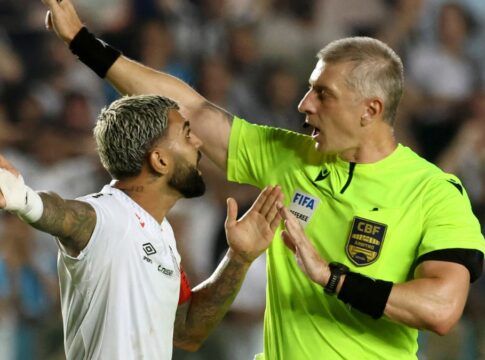 Erich Beting descreve questão da arbitragem como “complexa” e aponta entraves do VAR