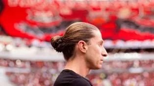 Filipe Luís no Mané Garrincha