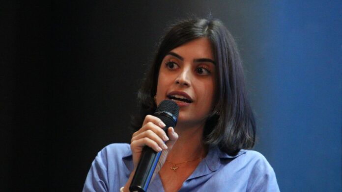 Tabata Amaral deve pagar R$ 30 mil a Nunes por associá-lo ao slogan “rouba e não faz”