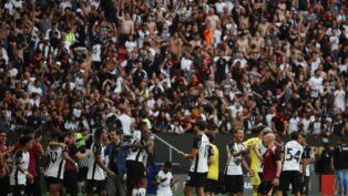 Corinthians comemora Supercopa Rei