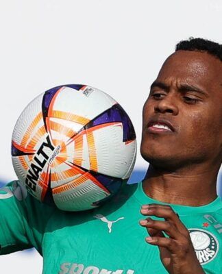 Jhon Arias faz primeiro treino no Palmeiras e fica mais próximo de sua estreia pelo Verdão