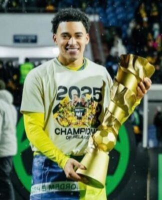 Corinthians acerta transferência de atacante para o futebol sérvio