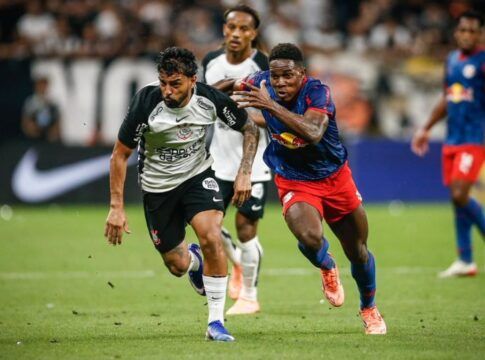 Corinthians brilha no segundo tempo com defesa de pênalti e vence o Red Bull Bragantino