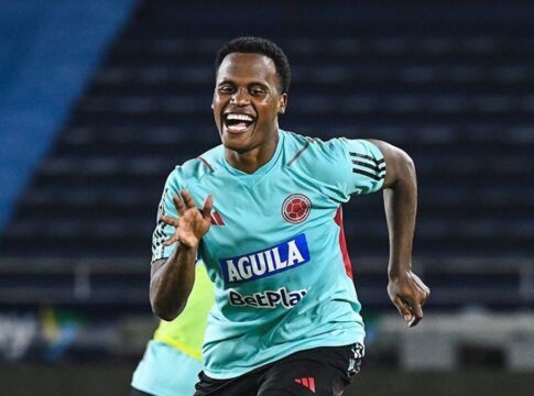 Jhon Arias é aprovado em exames médicos e Palmeiras prepara anúncio